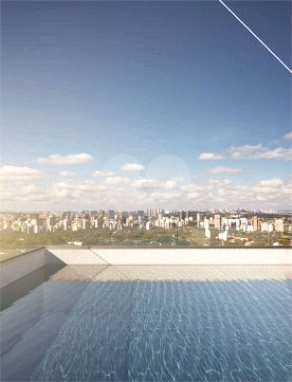 Apartamento à venda com 3 suítes em Cerqueira César, São Paulo, SP
