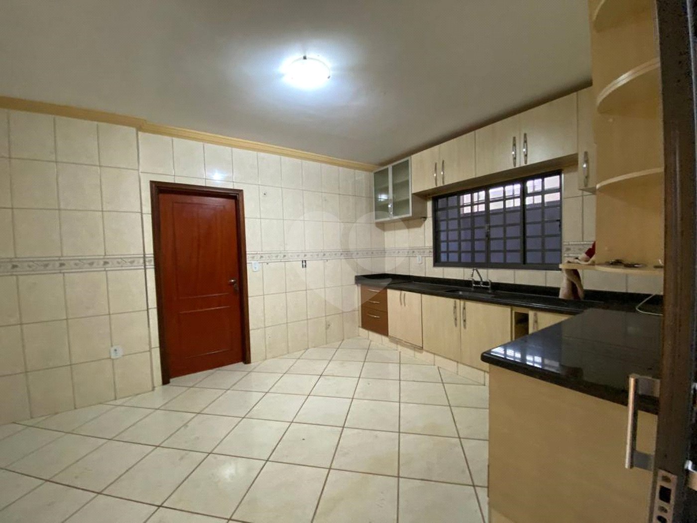Casa no Jardim Hikare