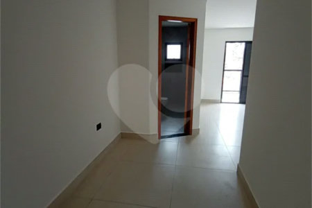 Casa com 155m² , 3 dormitórios , sendo 1 suíte , 4 vagas , à venda no Parque das Nações , em Santo André.