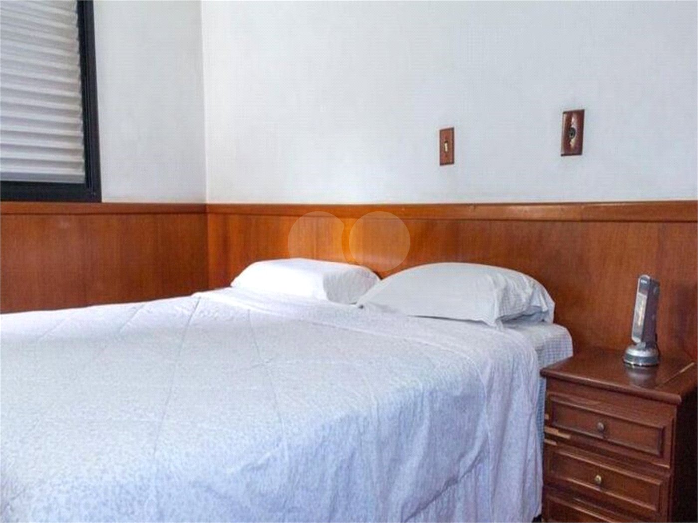 Apartamento com 04 Dorm 04 Suítes 04 Vagas na Saúde para venda ou locação.