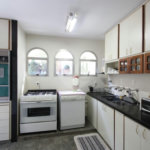 Sobrado dos anos 60, com muito charme.