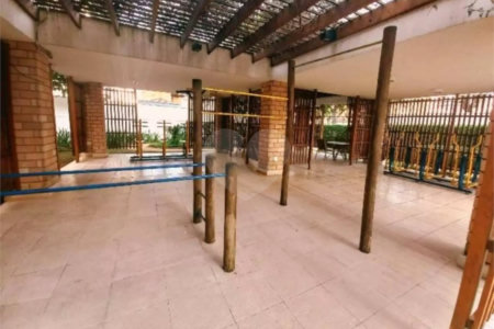 Apartamento à Venda 3 dorm. em condomínio clube na Móoca - São Paulo/SP