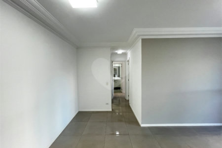 Apartamento à venda com 2 quartos, sendo 1 suíte, em Alto da Boa Vista, São Paulo, SP