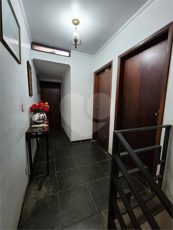 Sobrado, a venda, com 3 suítes, 7 vagas de garagem e salão de festas - Vila Aurora / SP