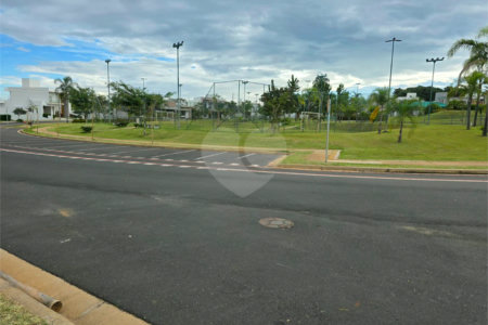 Terreno no Village Damha IV 288m²
