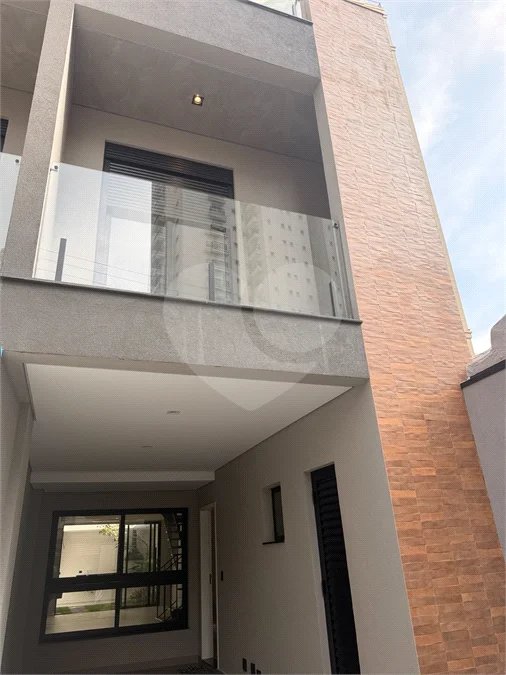 Sobrado à venda com 2 suítes em Vila Nova Conceição, São Paulo, SP
