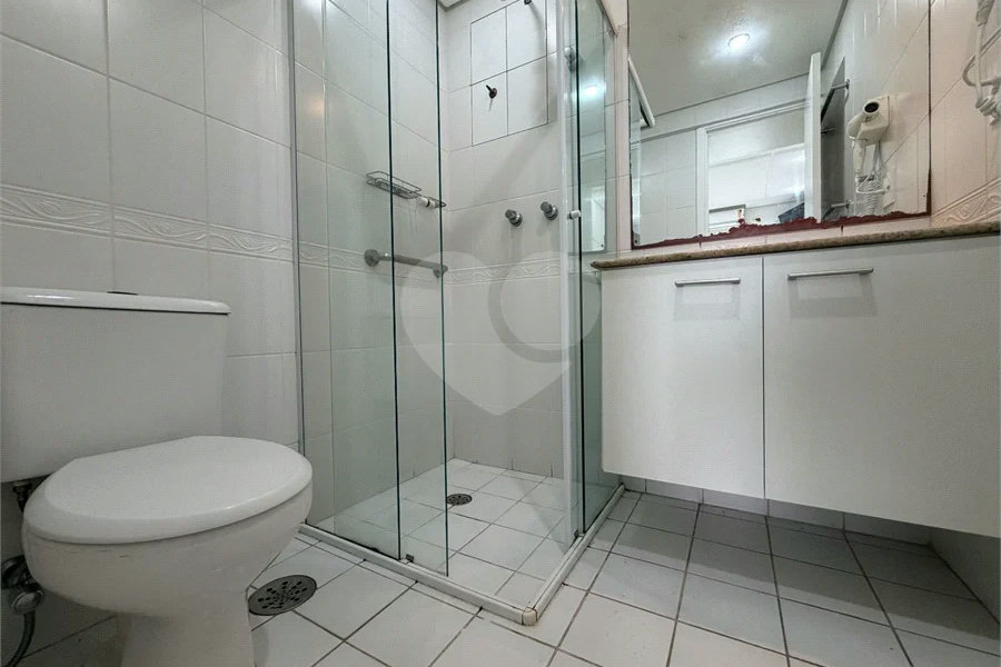 Cobertura à venda com 2 quartos, sendo 1 suíte,  em Riviera de São Lourenço, Bertioga, SP