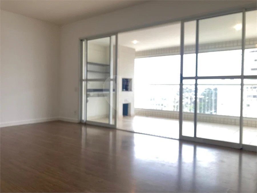 Apartamento para alugar com 4 quartos, sendo 2 suítes, em Jardim Marajoara, São Paulo, SP