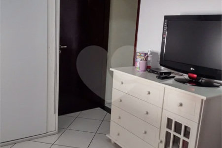 Casa com 180m² , 3 dormitórios , sendo 1 suíte , 2 vagas , à venda em Itaquera