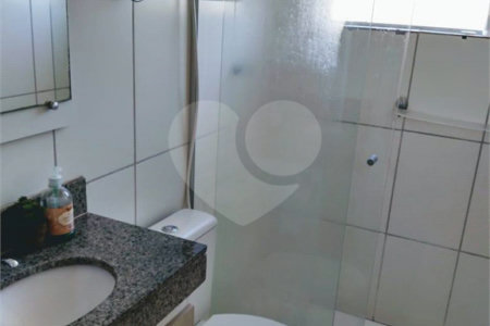 Apartamento com 2 dormitórios