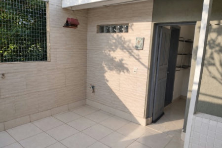 Casa à venda ou para alugar com 3 quartos, sendo 2 suítes, em Jardim Trussardi, São Paulo, SP