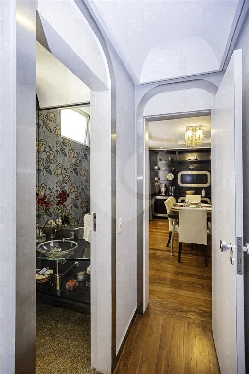 Apartamento á venda em Higienópolis com 212m² 3 dormitórios 1 suíte 2 vagas