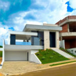 Belíssima casa à venda no Damha 2 de Piracicaba.