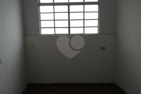 Casa para locação na Vila Medeiros, com excelente espaço e ótima distribuição.