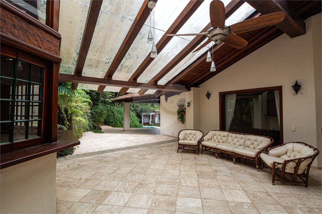 Casa à venda com 4 suítes no condomínio Chácara Flora, São Paulo - SP