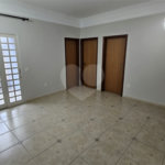 Casa Locação e Venda Condomínio Portal de Itaici 04 Dormitórios 02 suítes