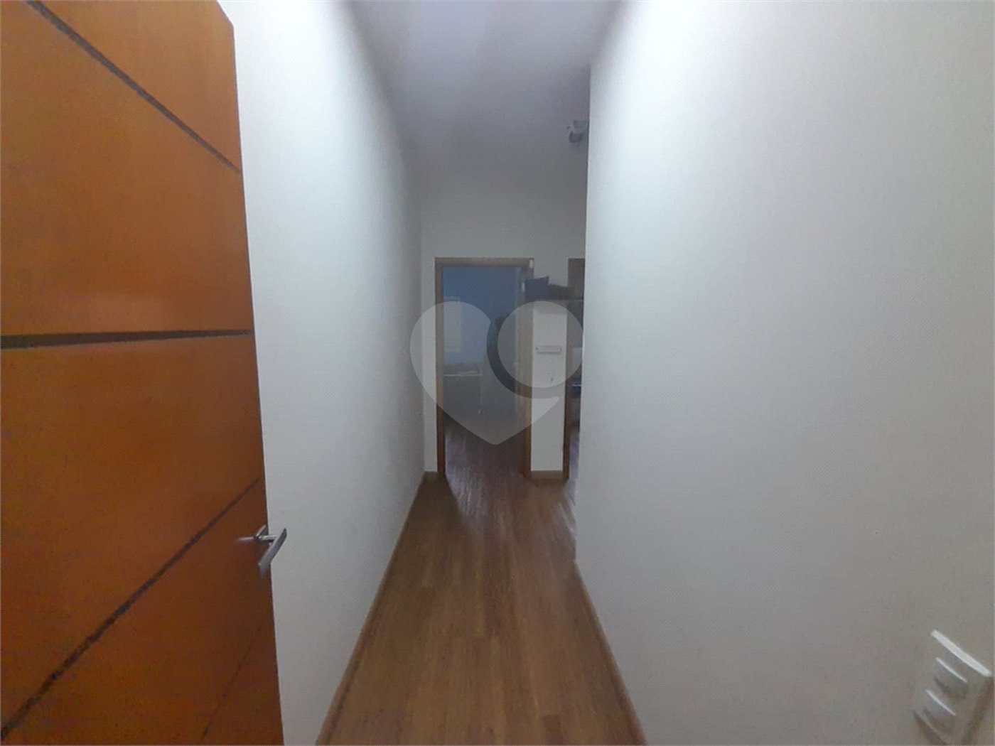 Casa Térrea à Venda no Condomínio Quebec – São Carlos/SP