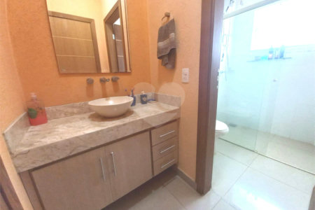 Casa à venda em Condomínio fechado em São Carlos Parque Faber 1