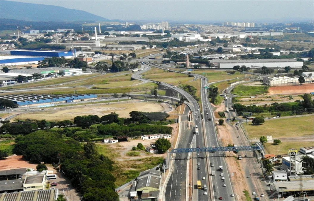 Terreno 801 m² à venda ou locação | Malota (Jardim Samambaia) | Jundiaí