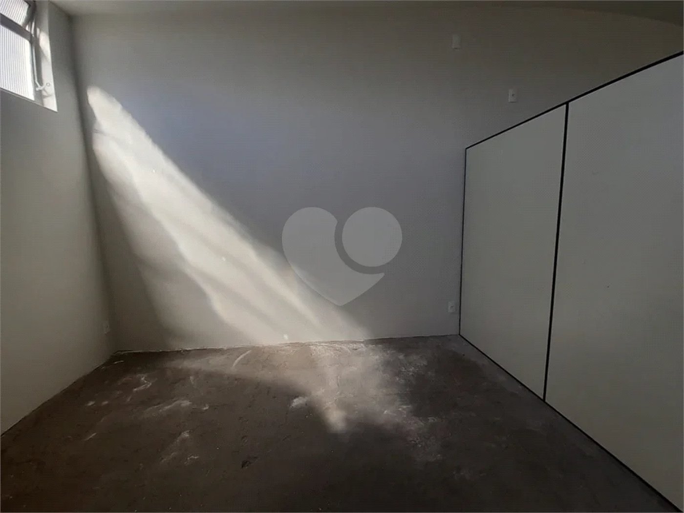 Salão Comercial de Esquina para Locação – Centro de Indaiatuba/SP