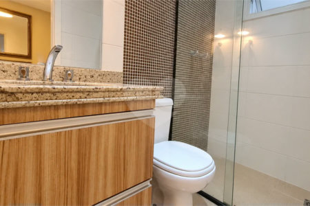 Apartamento com 3 dormitórios, 1 suíte, sala ampliada, varanda gourmet, planejados e 2 vagas. Condomínio com lazer completo e ótima localização em São Bernardo do Campo.