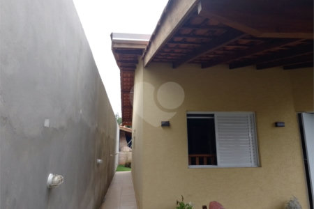 Casa á venda em Atibaia - SP