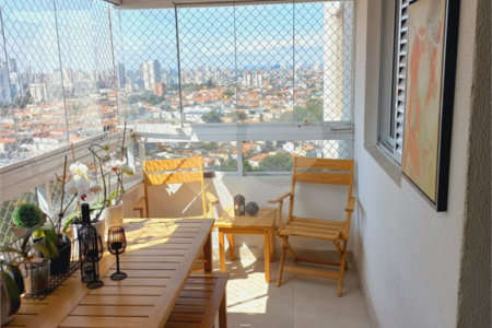 Apartamento Condominio Clube em Pinheiros com 90 m² Útil com 3 dormitórios sendo 1 suíte com 1 Vagas