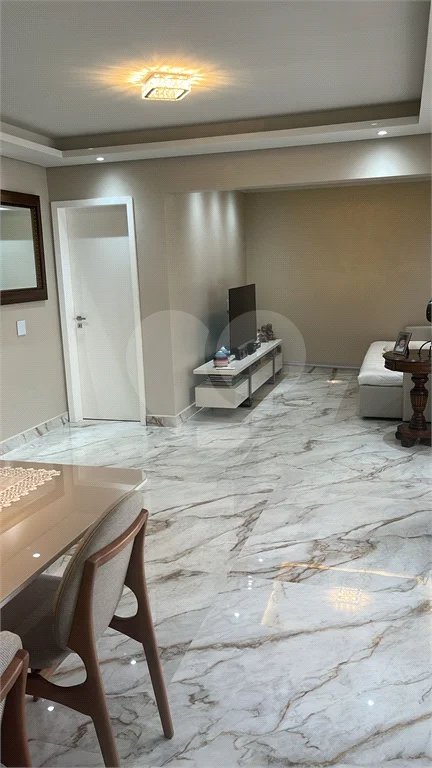 Apartamento à venda com 3 quartos, sendo 1 suíte, em Vila Regente Feijó, São Paulo, SP