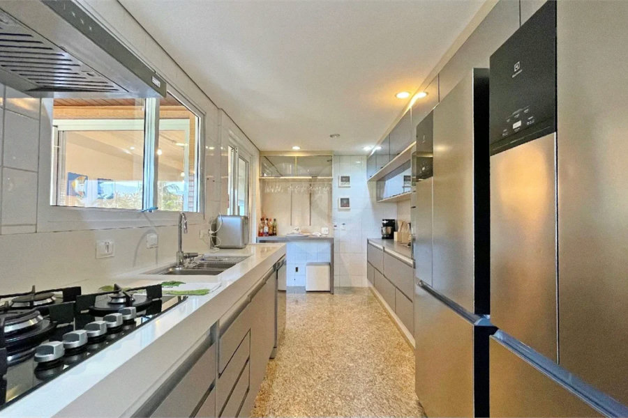 Apartamento à venda com 4 suítes em Riviera de São Lourenço, Bertioga, SP