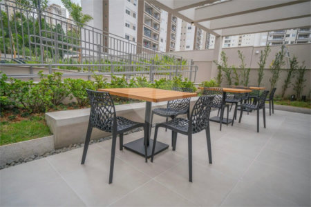 Apartamento com varanda à venda no Panamby
