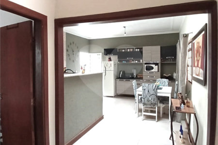Casa à venda no Jardim Munique