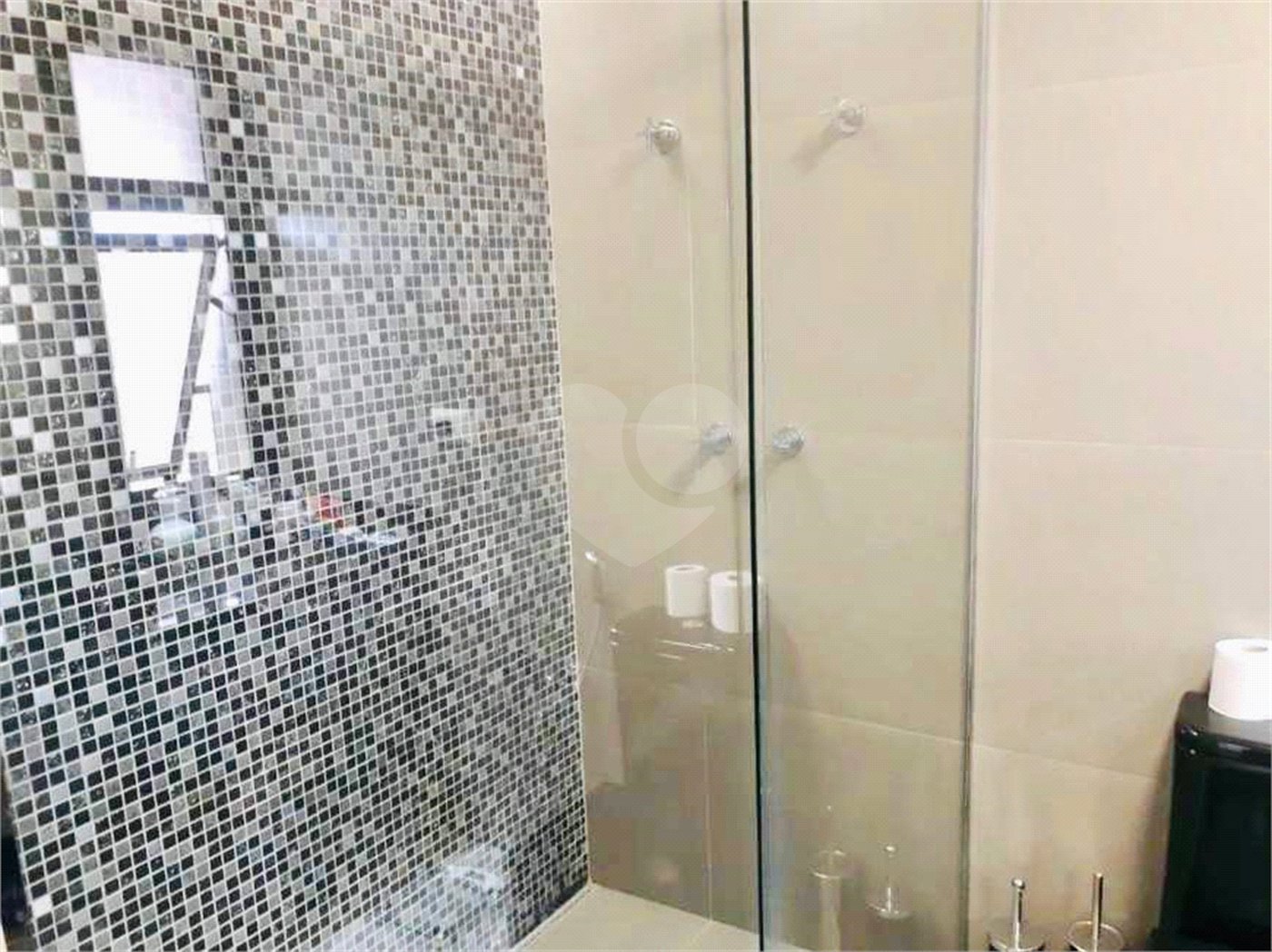 Apartamento à venda na Saúde de 500m² com 5 dormitórios, 4 suítes e 5 vagas