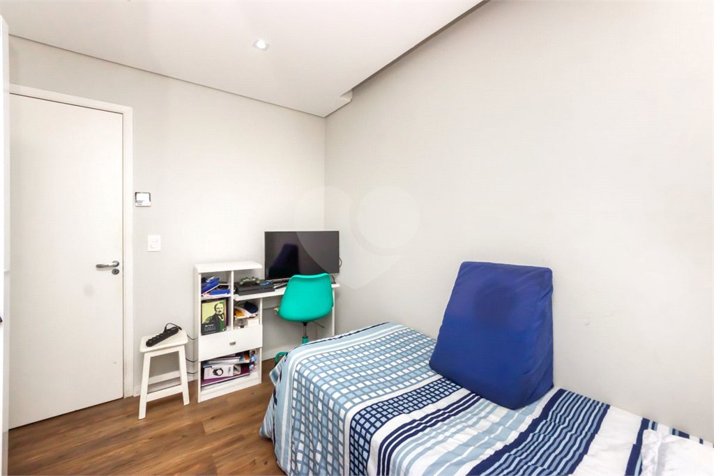 APTO 2 DORMS VILA GUMERCINDO