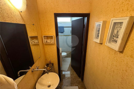 Casa com 4 quartos próxima á Santa Casa