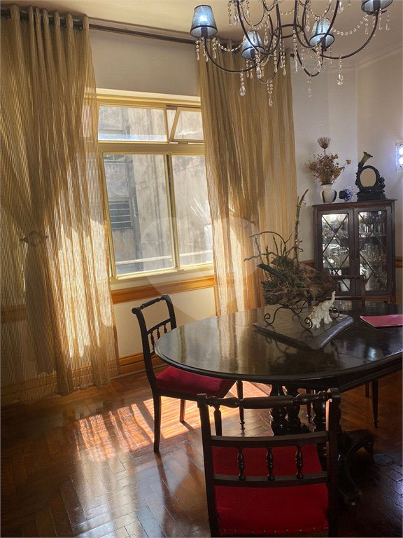 Apartamento à venda com 310m², 3 quartos e 1 vaga