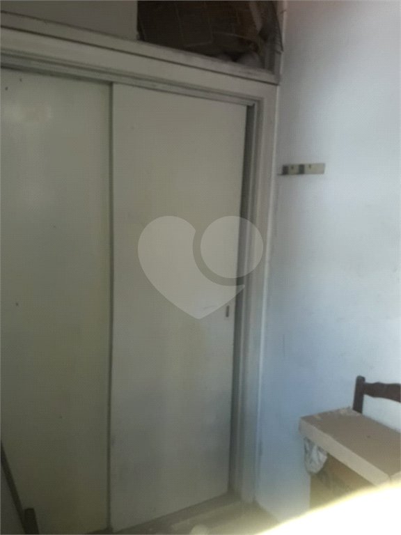 APARTAMENTO DE 3 QUARTOS À VENDA NO PARAÍSO