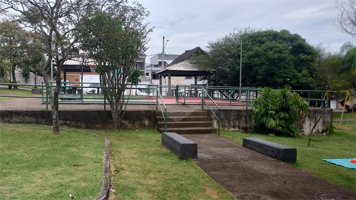 CONDOMÍNIO VALE DAS PALMEIRAS - CASA 3 QTOS + SUITE + PISCINA + GARAGEM 4 CARROS + ENERGIA SOLAR
