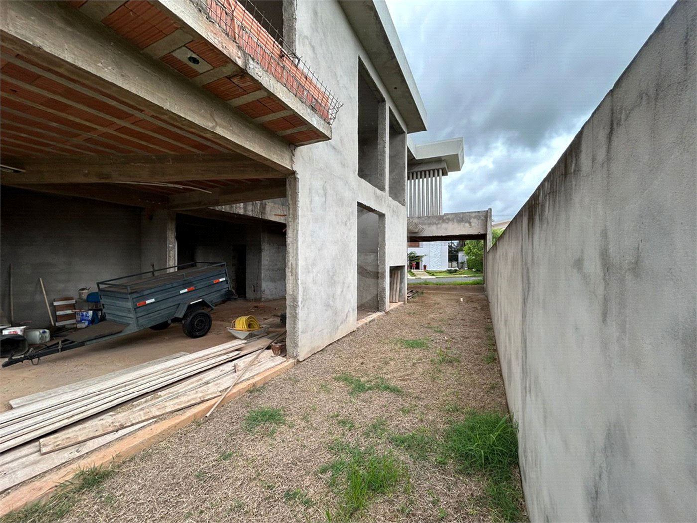 Casa à Venda de 3 dormitórios no condomínio damha II em São Carlos,