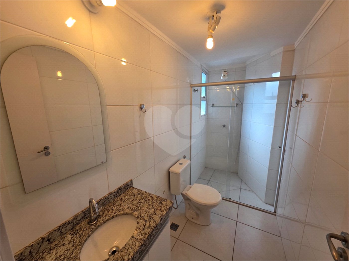 Apartamento 3 quartos i suíte e varanda Residencial Beatrice SPE