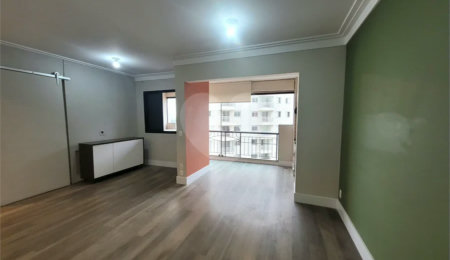 Apartamento à venda com 2 quartos, sendo 1 suíte,  em Vila Leopoldina, São Paulo, SP