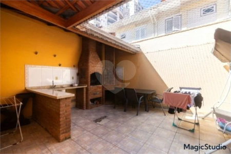 Casa com 260m², 3 dormitórios, 4 vagas, à venda em São Caetano do Sul.