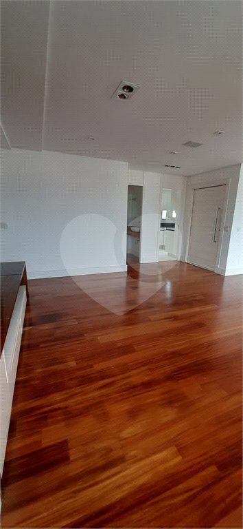 Apartamento Alto Padrão de 176m² na Aclimação — São Paulo/SP