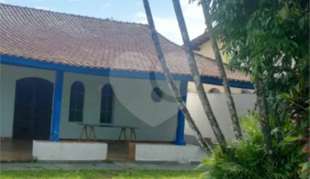 Casa à venda com 3 quartos, sendo 1 suíte,  em Boraceia, Bertioga, SP