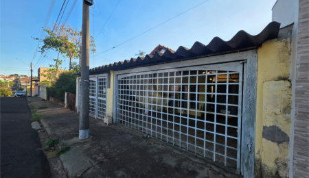 Casa à venda com 4 quartos, sendo 1 suíte, em Jardim Ricetti, São Carlos, SP
