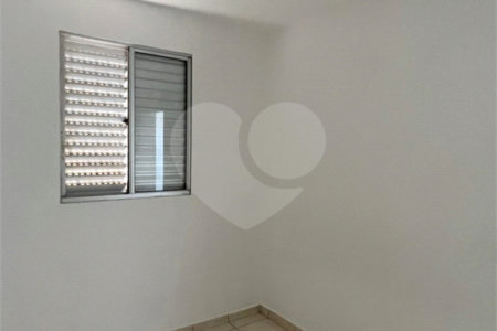 Apartamento no Condomínio Residencial Parque Romance.