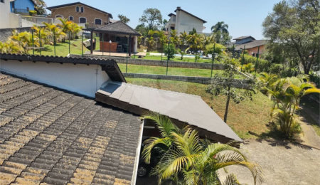 Casa Térrea à venda com 3 quartos, sendo 1 suíte,  no condomínio Gran Morada, Mogi das Cruzes - SP