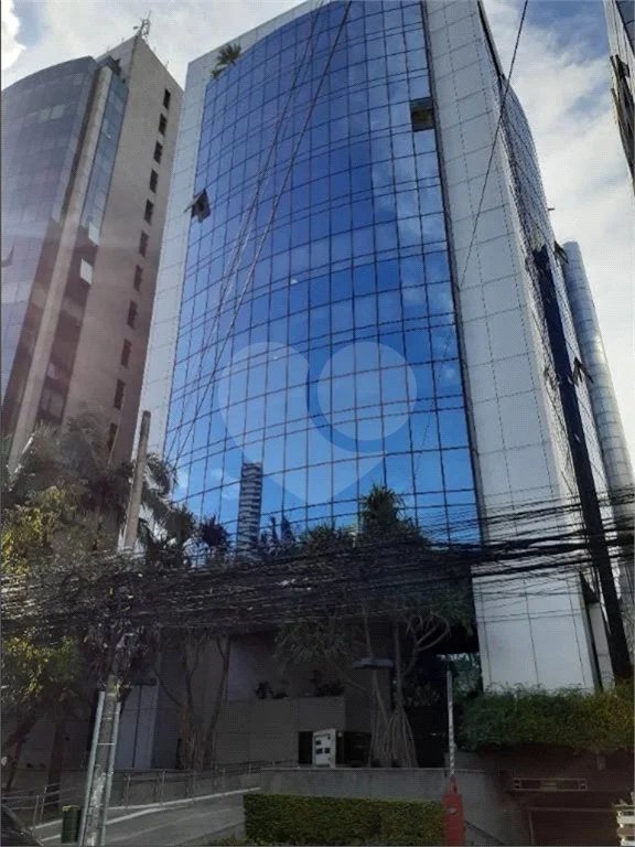 Olympic Tower 299 m² 8 Vagas de Garagem