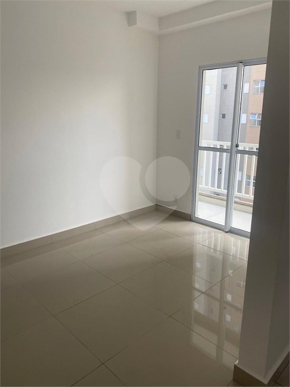 Lindo apartamento no Parque das Oliveiras