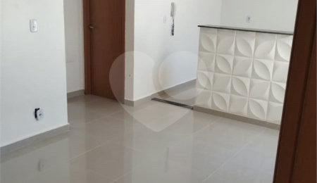 Apartamento à venda com 2 quartos em Parque Fehr, São Carlos, SP