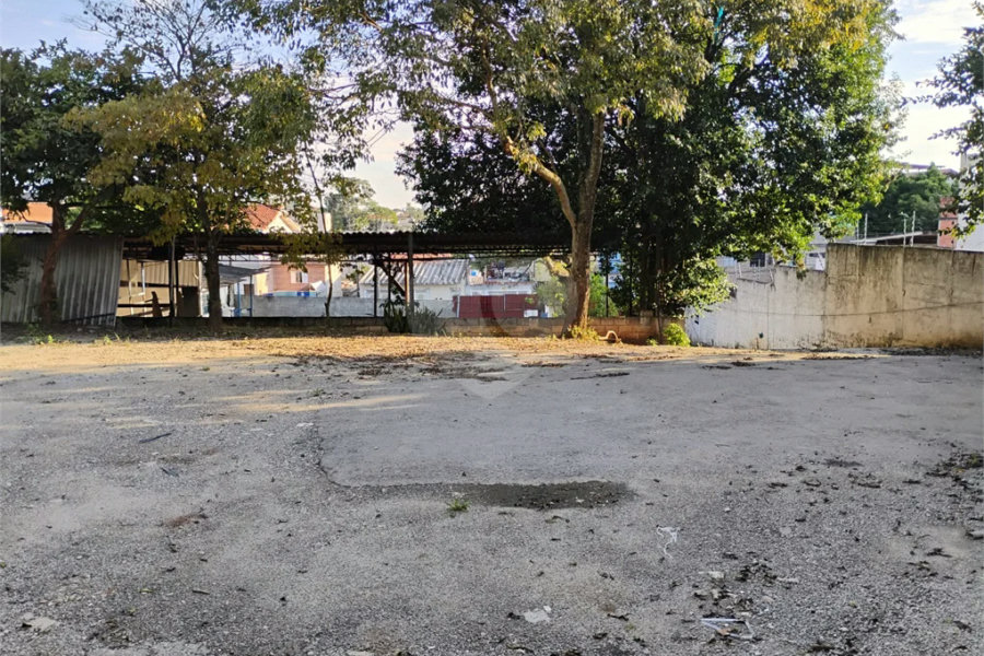 Aluga-se imóvel comercial na Zona Sul com 1500 m2